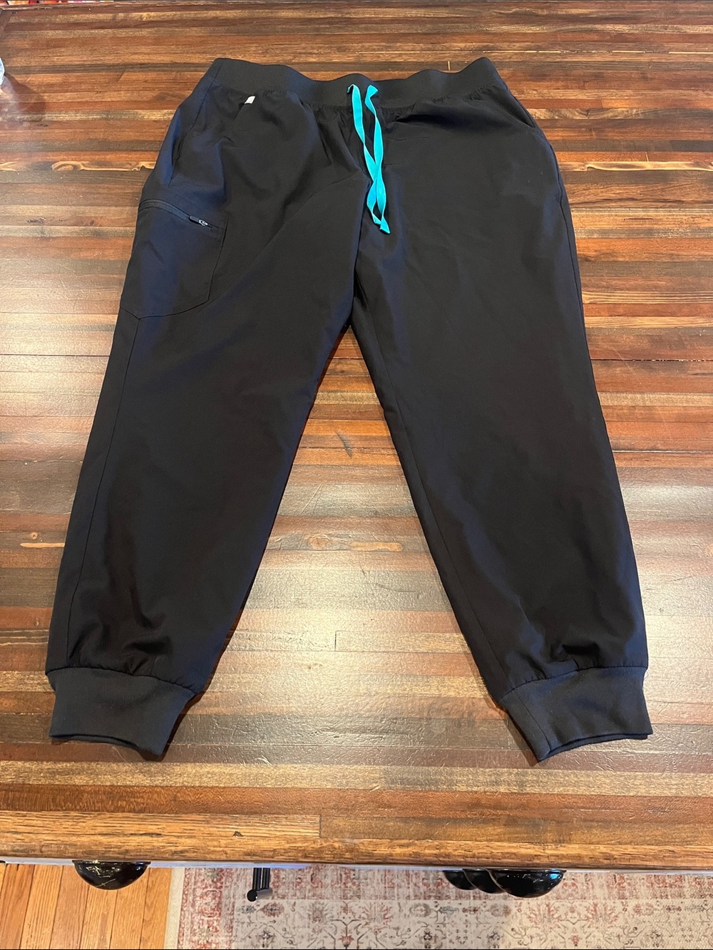 Figs Black womens Joggers with Teal Drawstring XL